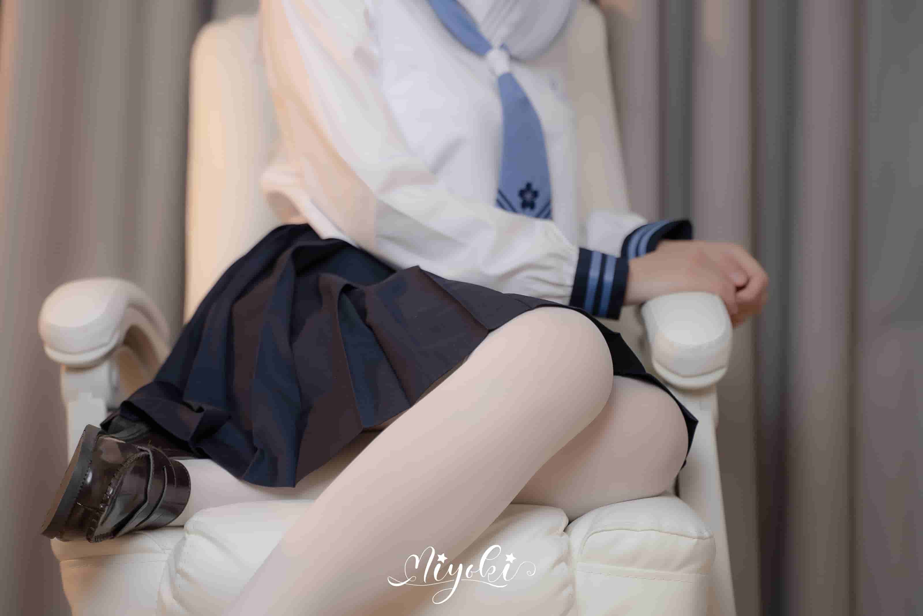 【神奇COS中文全动态】想成为你的偶像 (神里绫华篇)：JK白丝社保完全版【极品2.5G】-次元小屋